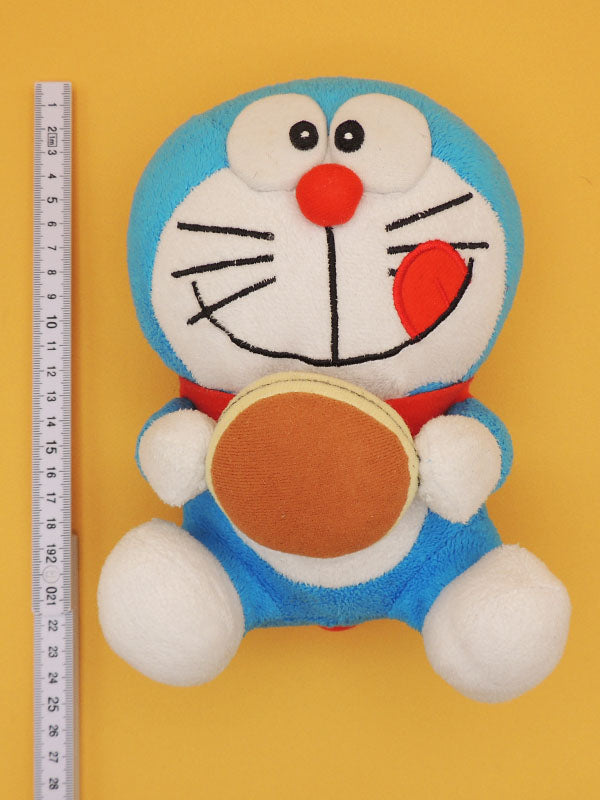 Doraemon et son Dorayaki - Peluche Chat Robot 25cm