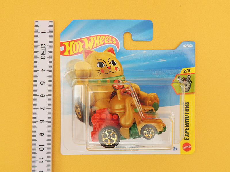 HOT WHEELS - Voiture Chat Japonais Maneki Neko Doré - Edition 2026