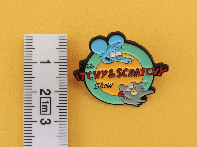 The Itchy & Scratchy Show - Pin's Rond The Simpsons
