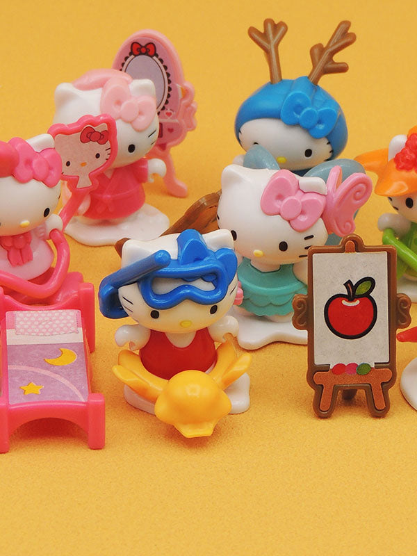 Hello Kitty - Série Complète KINDER 8 Figurines 2014 + Notices
