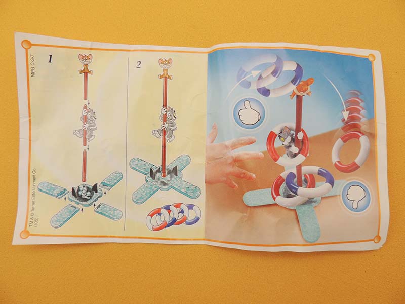 KINDER Maxi - Jouet Vintage Tom & Jerry - Jeux des Anneaux 2004